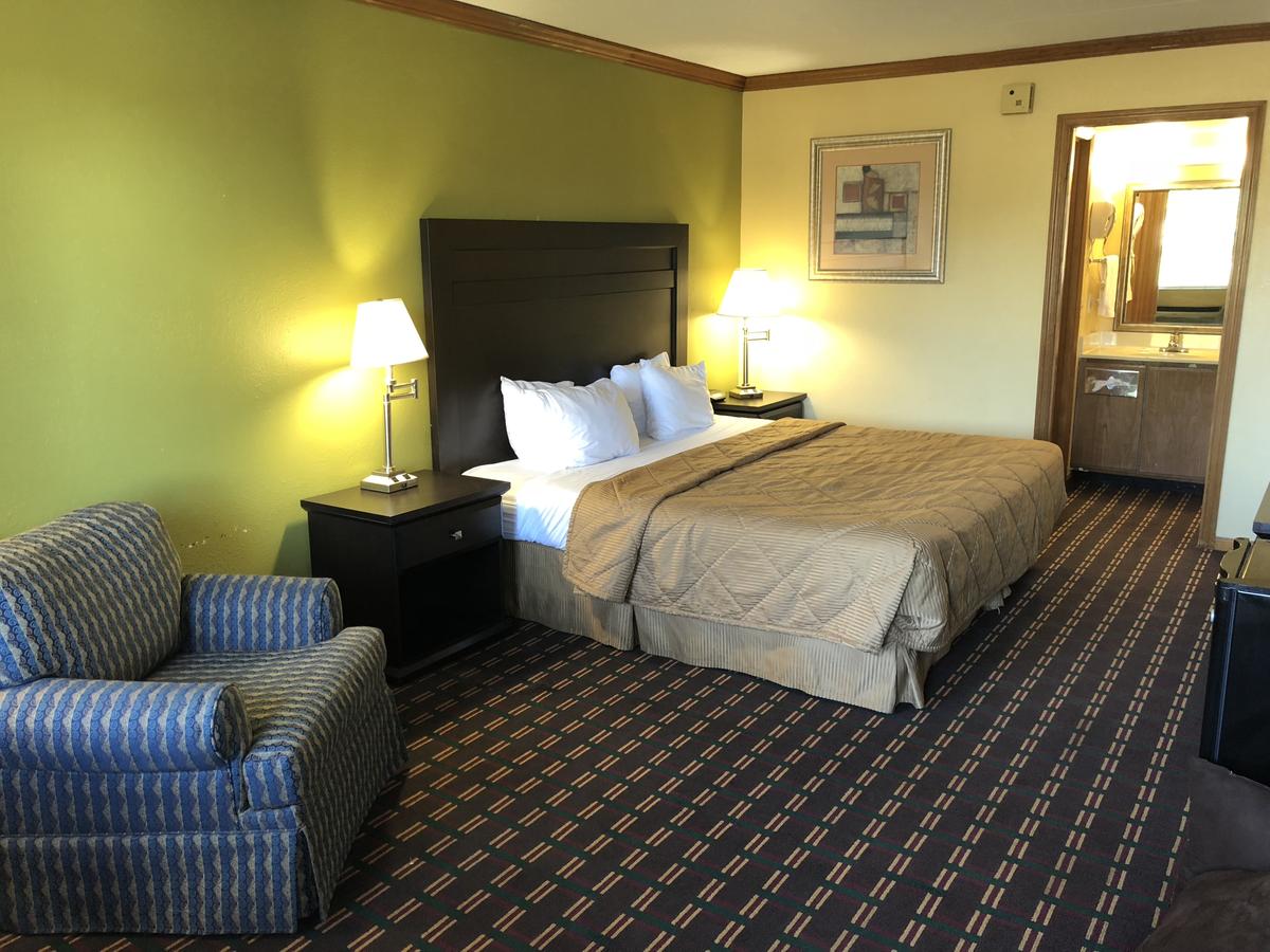 Americas Best Value Inn Maumee/Toledo - thumb 8