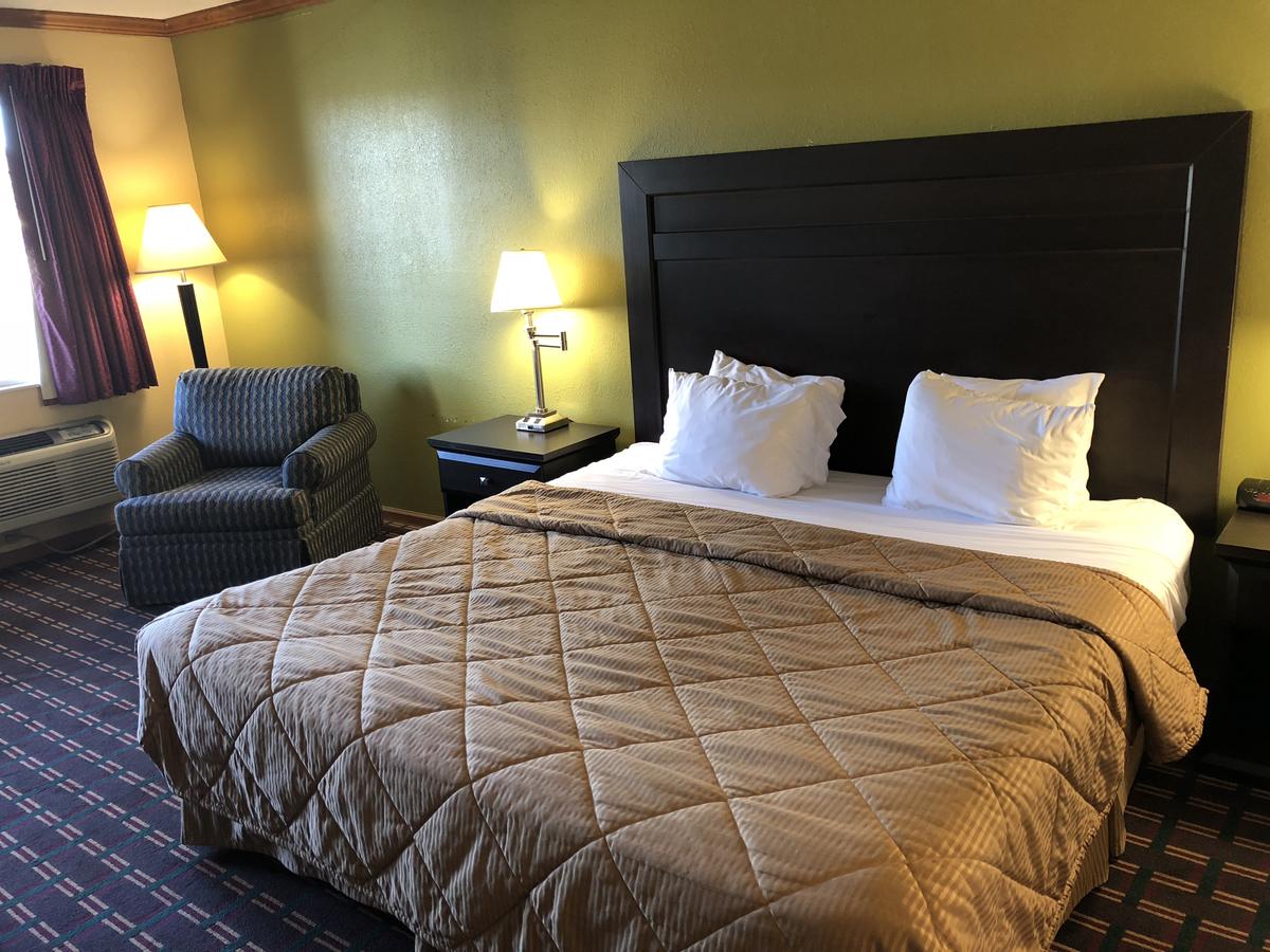 Americas Best Value Inn Maumee/Toledo - thumb 9