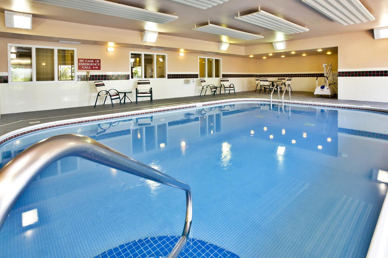 Country Inn & Suites By Radisson, Marion, OH - thumb 1