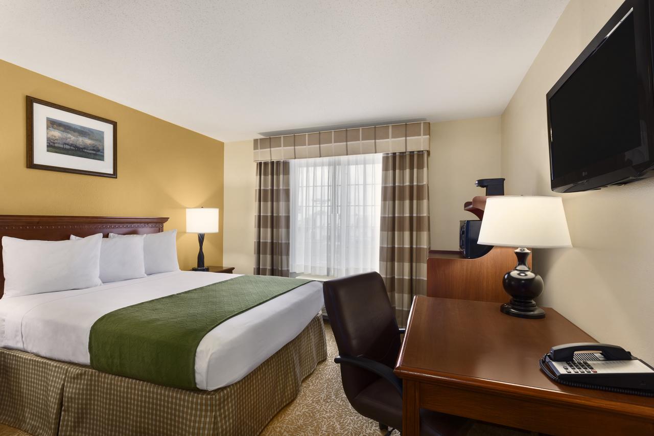 Country Inn & Suites By Radisson, Marion, OH - thumb 3