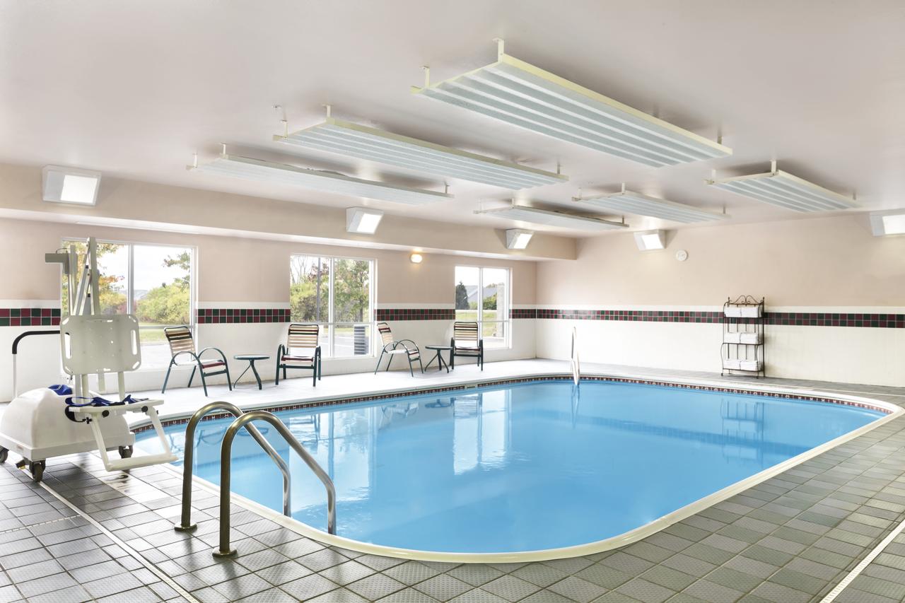 Country Inn & Suites By Radisson, Marion, OH - thumb 11