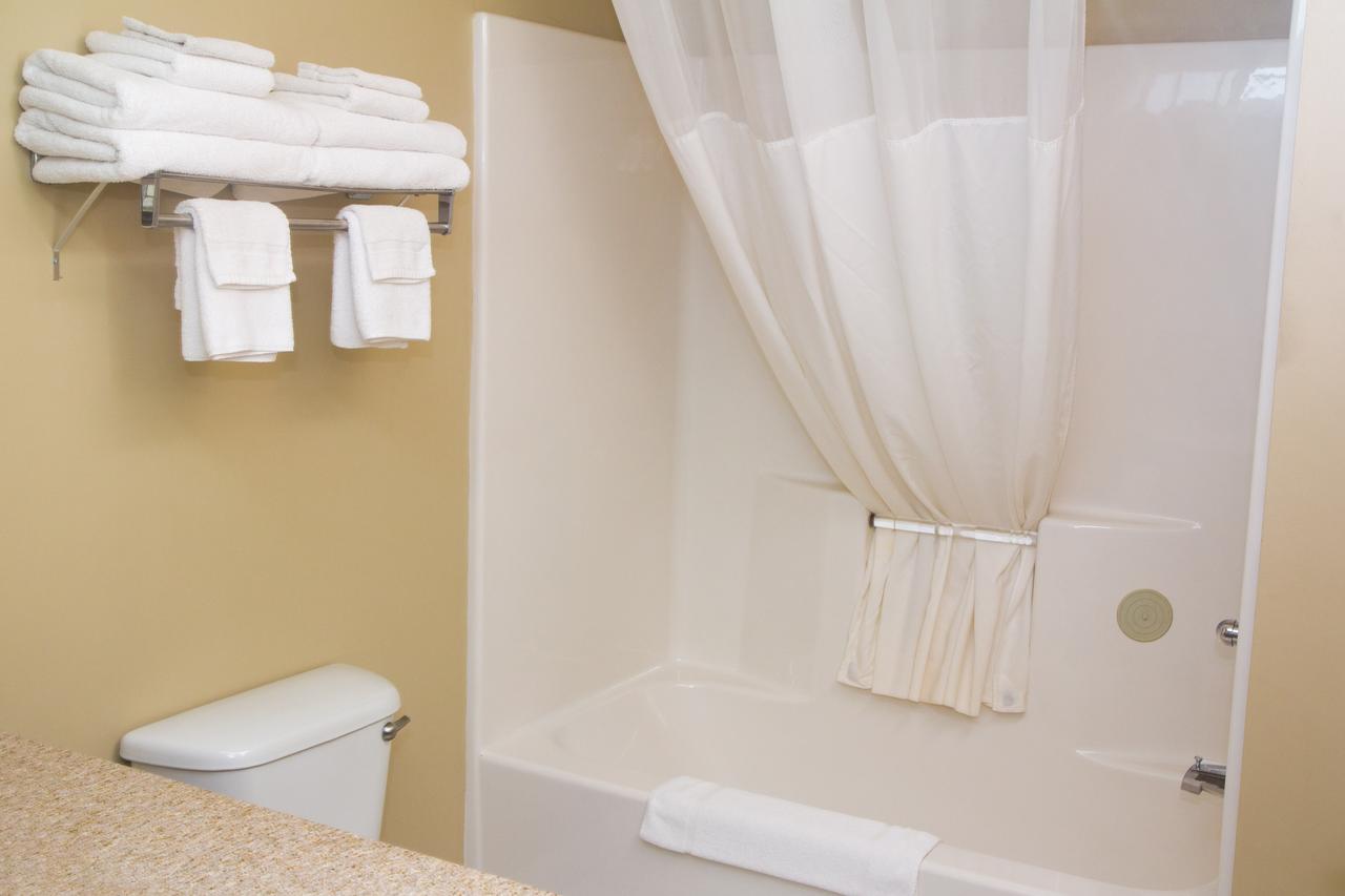 Country Inn & Suites By Radisson, Marion, OH - thumb 8