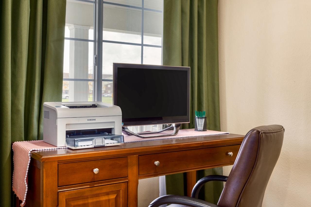 Country Inn & Suites By Radisson, Marion, OH - thumb 21