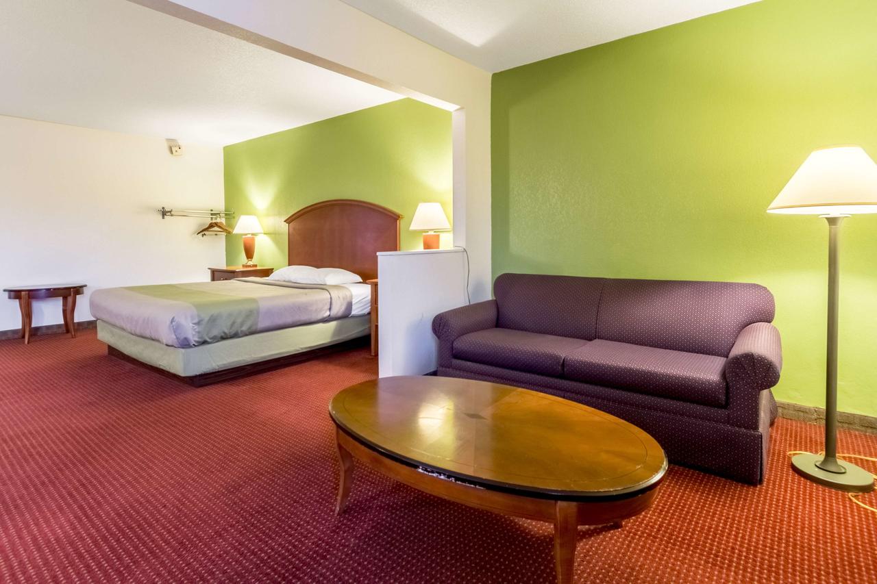 Motel 6 Springfield OH - thumb 39