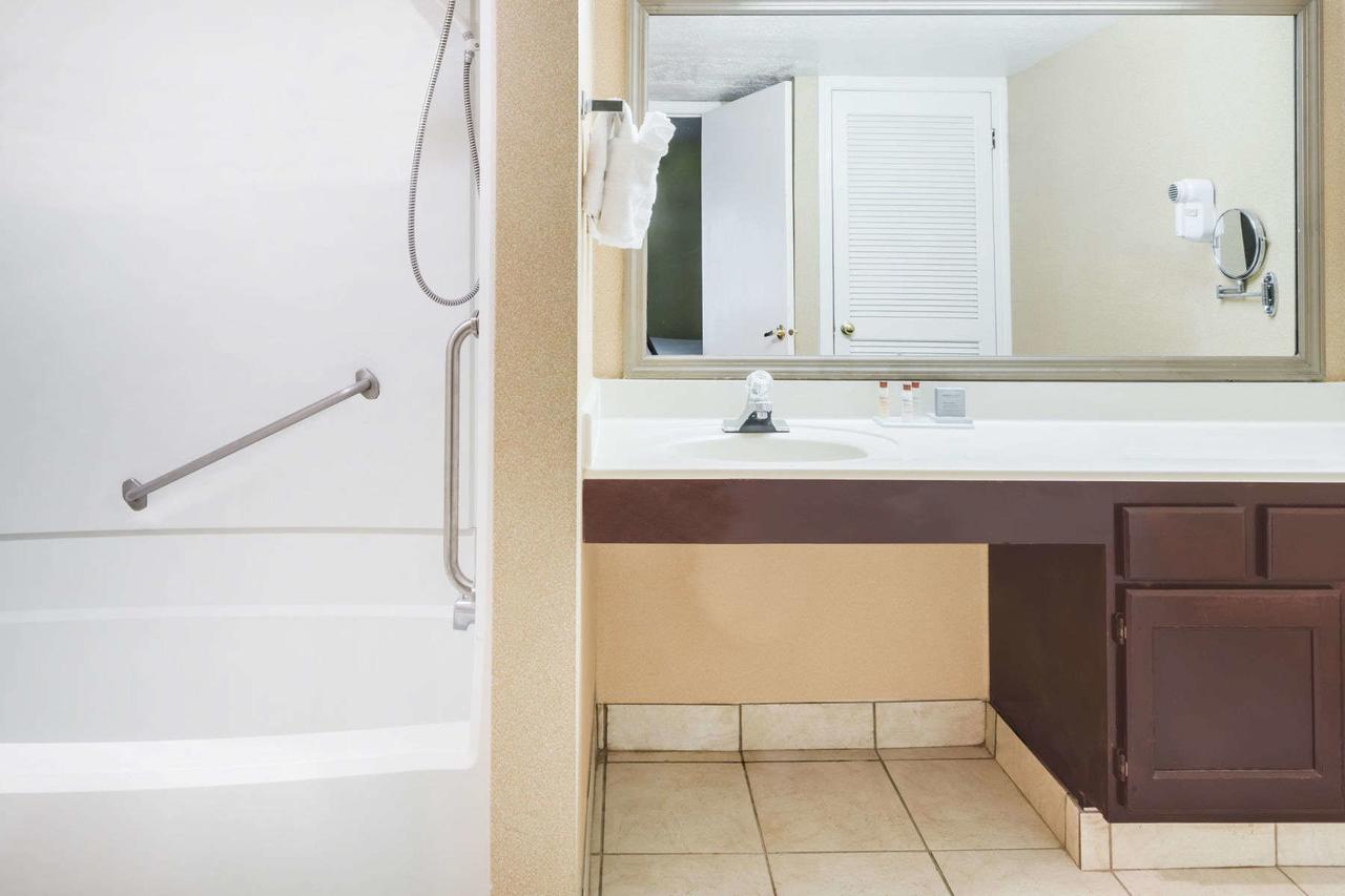 Hawthorn Suites By Wyndham Columbus North - thumb 6