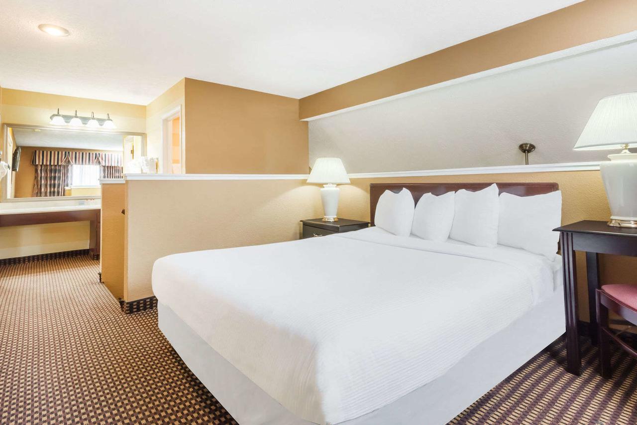 Hawthorn Suites By Wyndham Columbus North - thumb 2