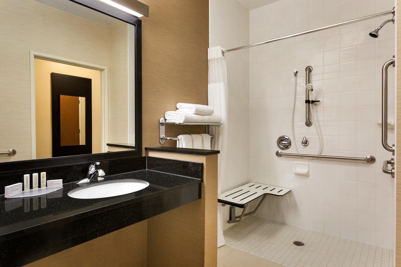 Fairfield Inn & Suites By Marriott Toledo Maumee - thumb 6