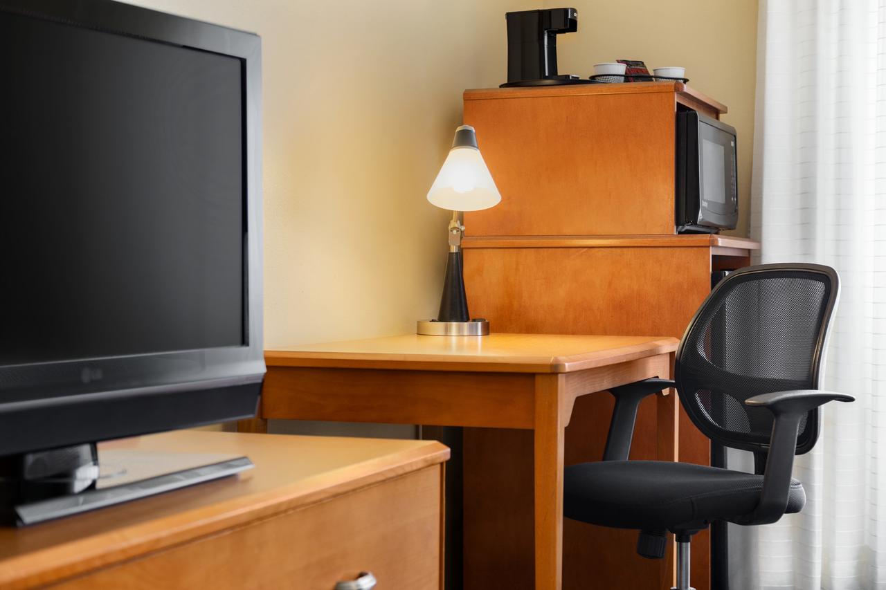 Fairfield Inn & Suites By Marriott Toledo Maumee - thumb 5