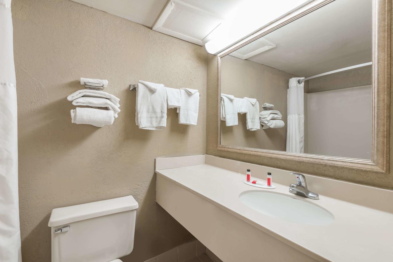 Super 8 By Wyndham Miamisburg Dayton S Area OH - thumb 19