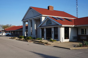 Bellevue Hotel And Suites