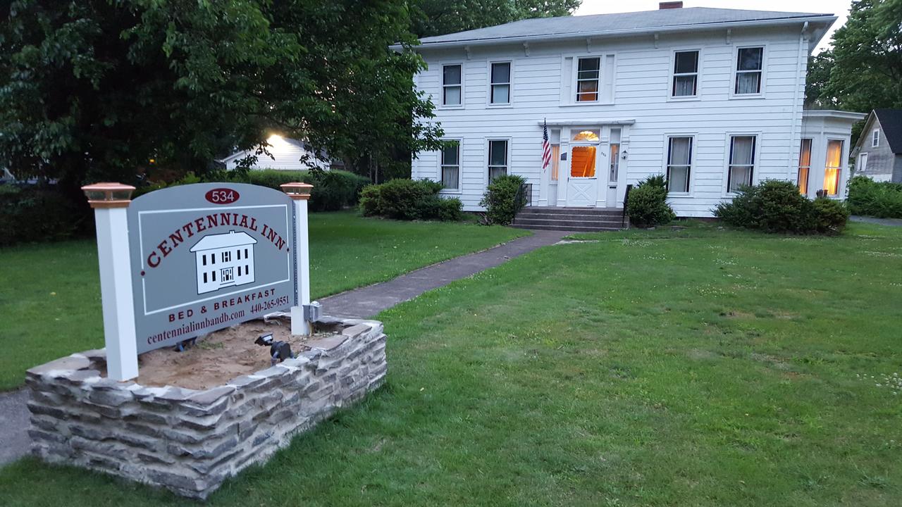 Centennial Inn Bed & Breakfast - thumb 0