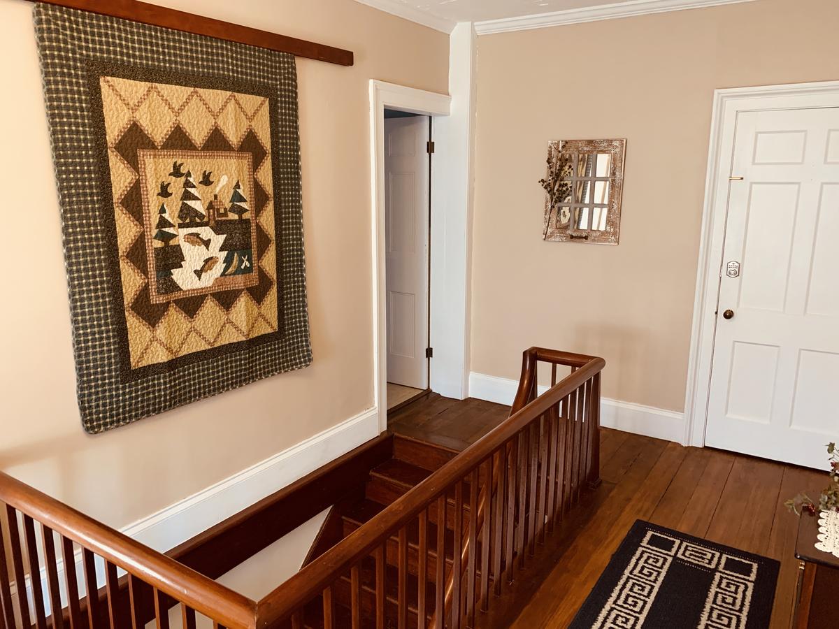 Centennial Inn Bed & Breakfast - thumb 24