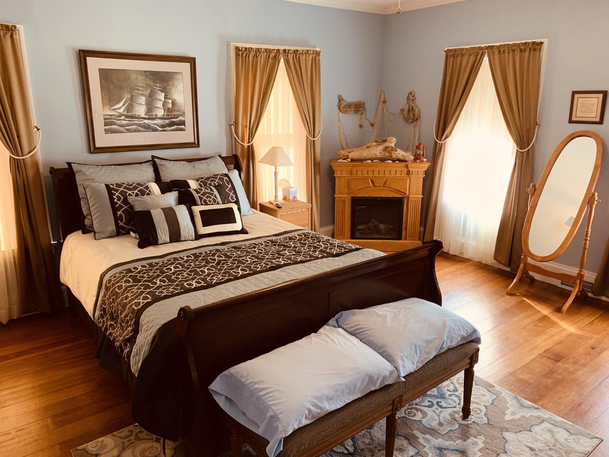 Centennial Inn Bed & Breakfast - thumb 7