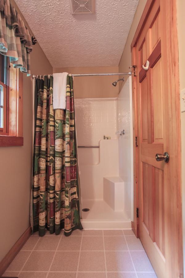 Aspen - Hocking Hills Cabin - thumb 19