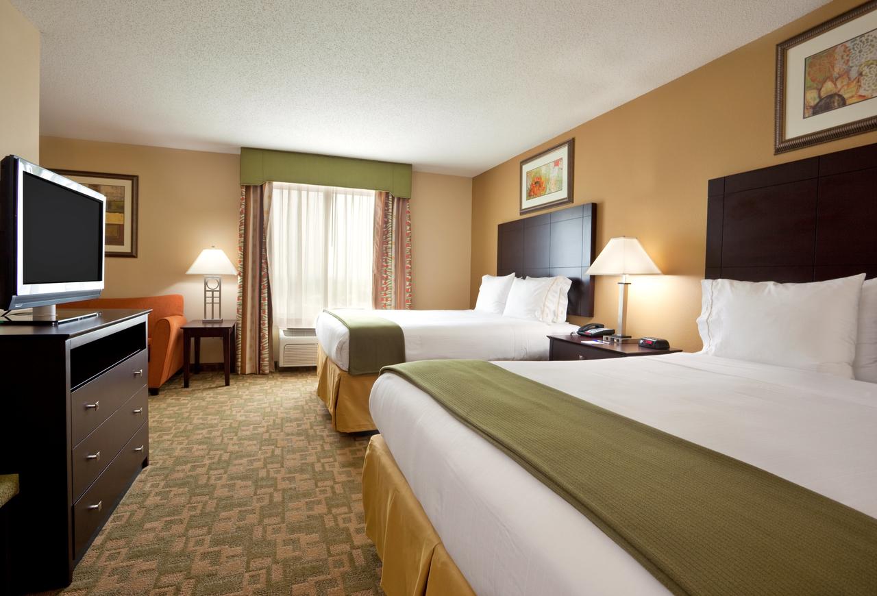 Holiday Inn Express Hotel & Suites Franklin - thumb 1