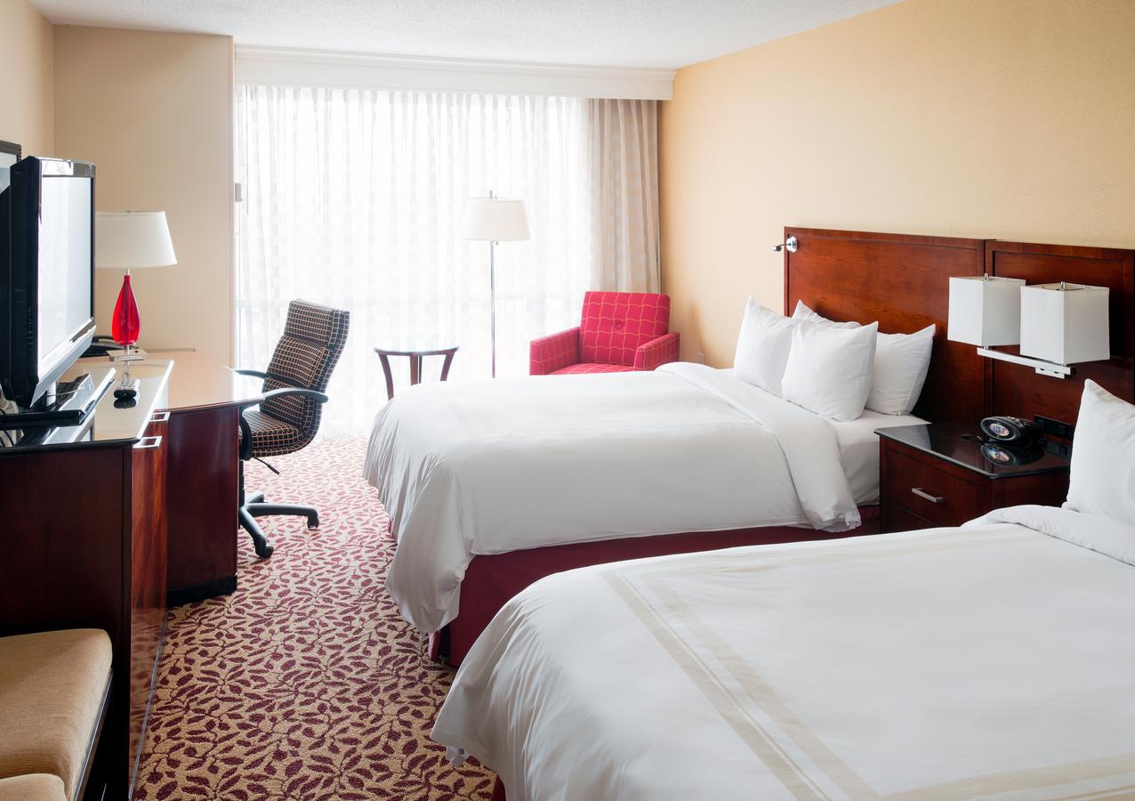 Cleveland Airport Marriott - thumb 10