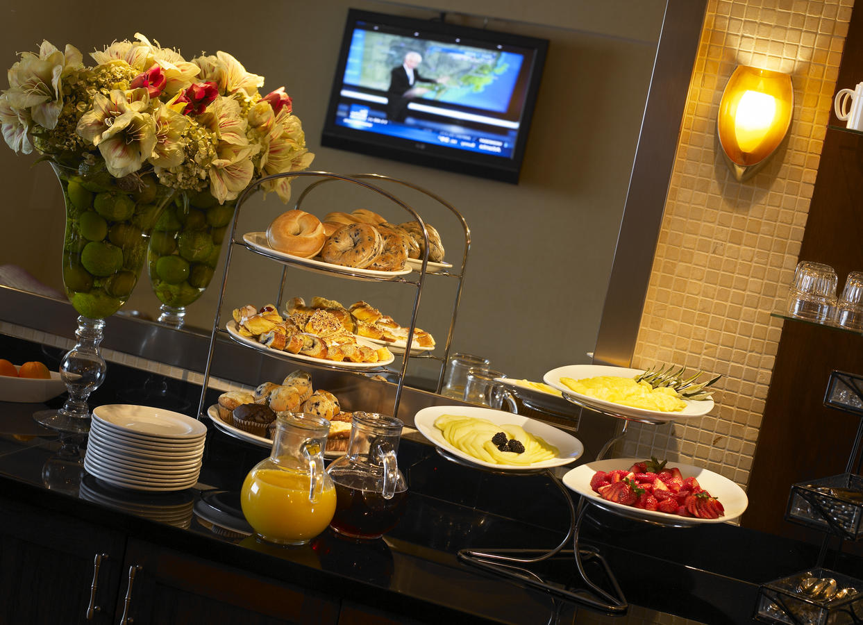 Cleveland Airport Marriott - thumb 19