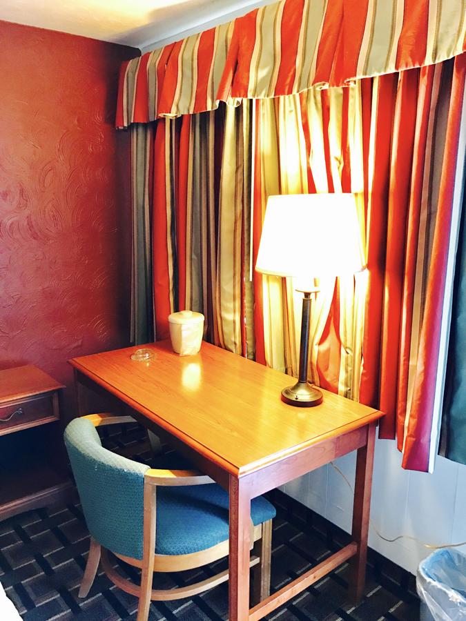 Greystone Motel - thumb 10
