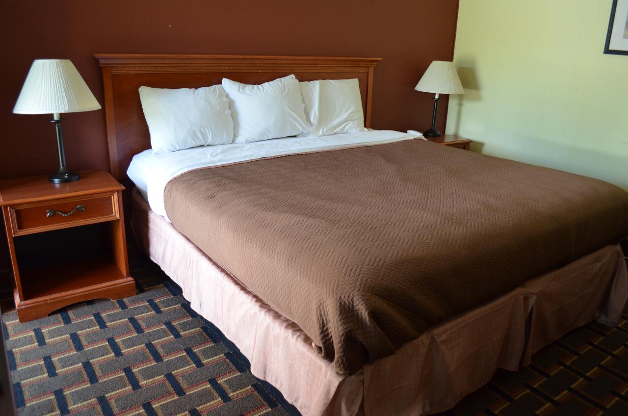 Greystone Motel - thumb 2
