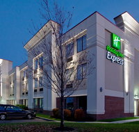 Holiday Inn Express Hotel  Suites Grove City - Accommodation Ohio