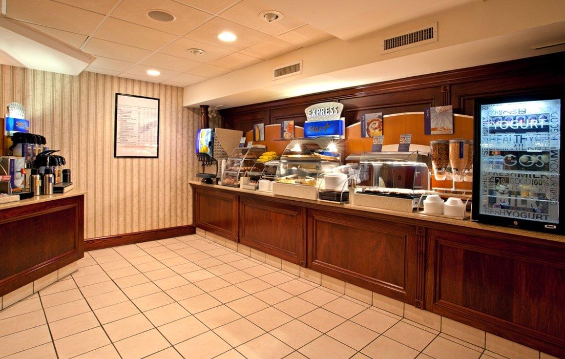 Holiday Inn Express Hotel & Suites Wadsworth - thumb 22