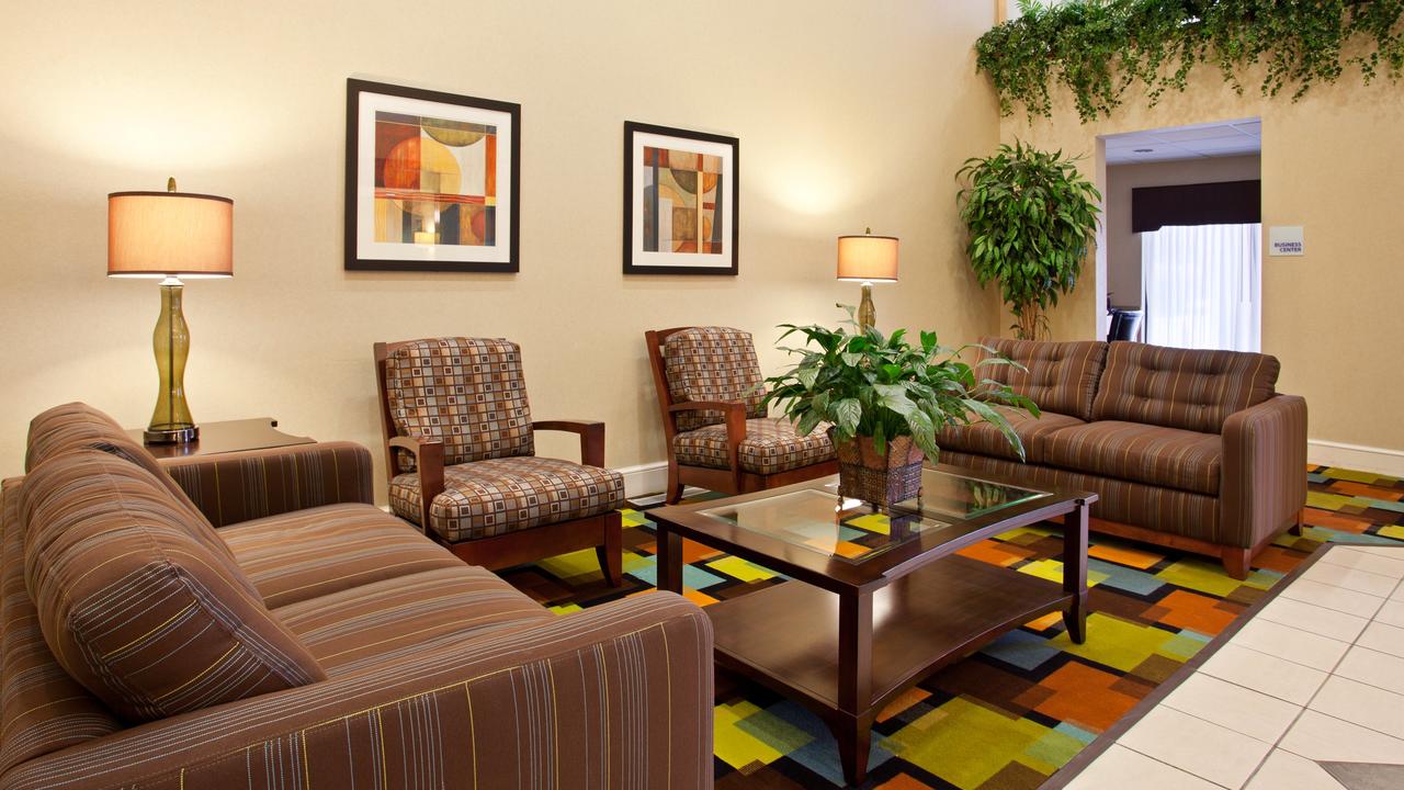 Holiday Inn Express Hotel & Suites Wadsworth - thumb 18