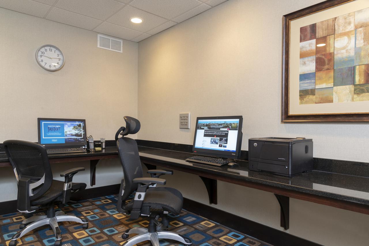 Hampton Inn & Suites Cleveland-Airport/Middleburg Heights - thumb 25