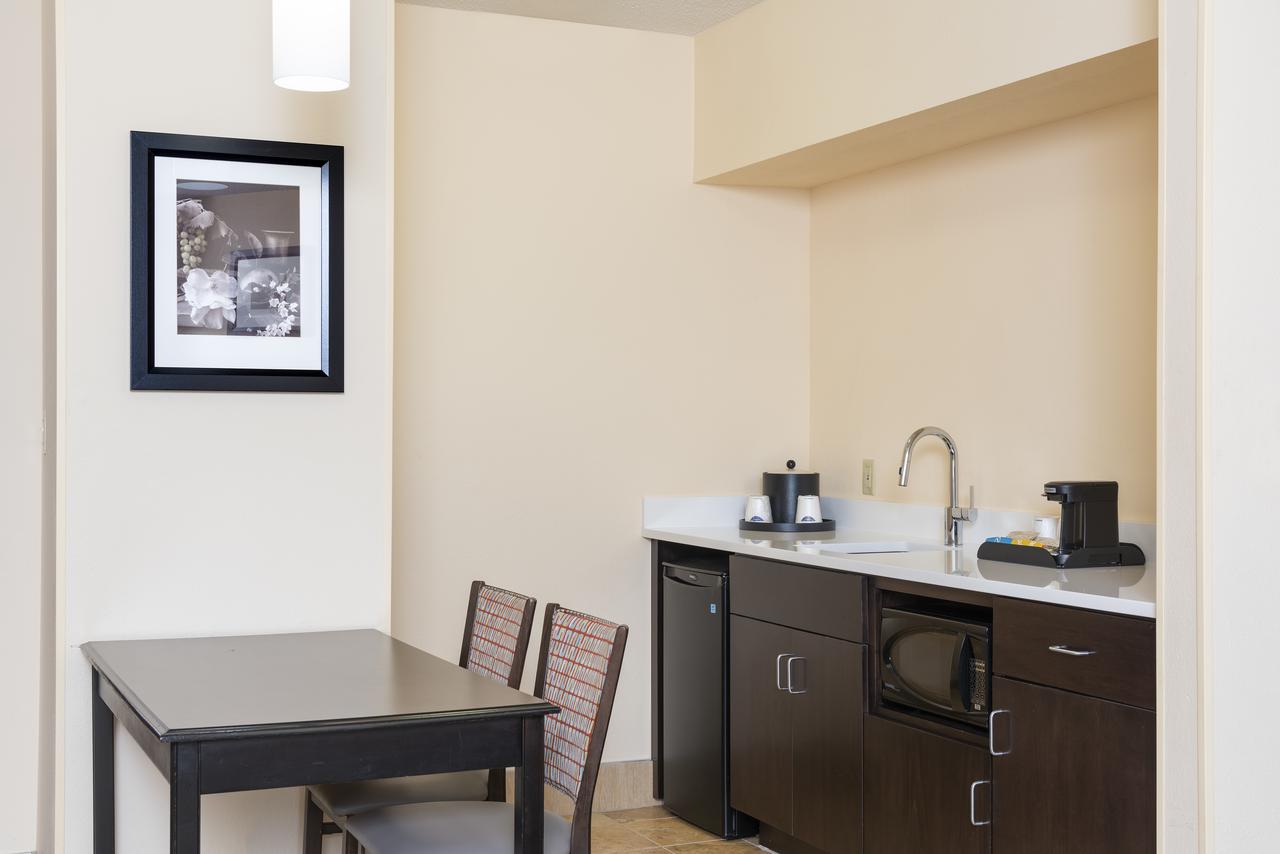 Hampton Inn & Suites Cleveland-Airport/Middleburg Heights - thumb 14