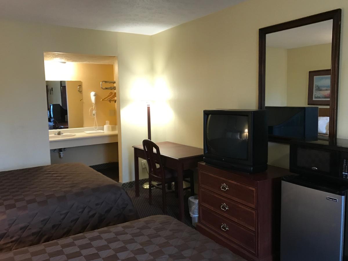 Budget Inn Columbus East - thumb 11