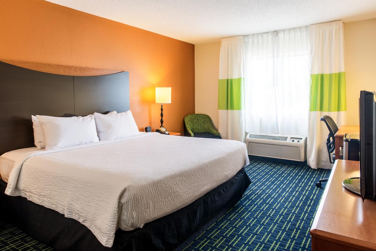 Fairfield Inn & Suites Canton - thumb 20