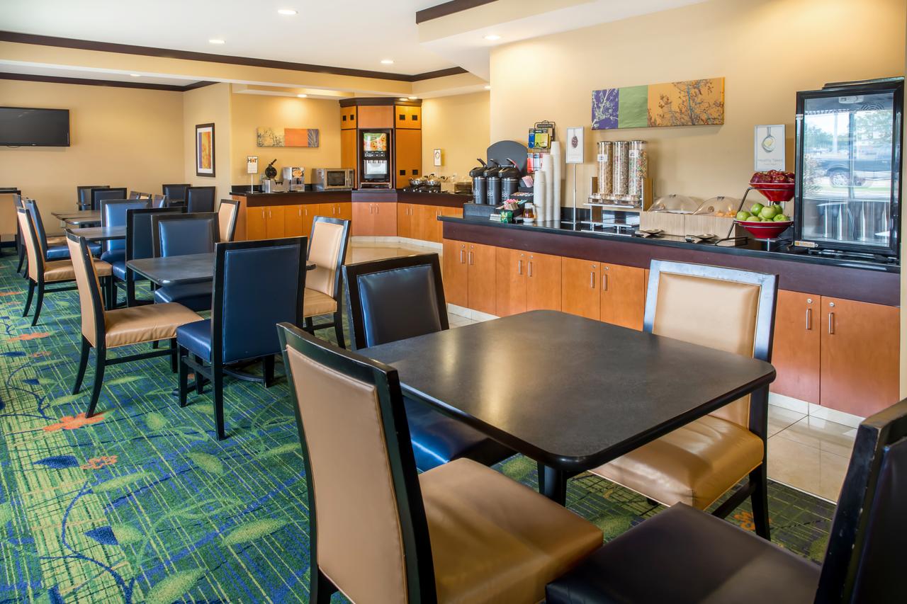 Fairfield Inn & Suites Canton - thumb 32