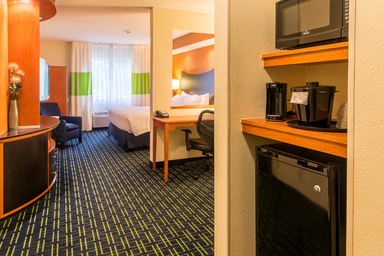 Fairfield Inn & Suites Canton - thumb 15