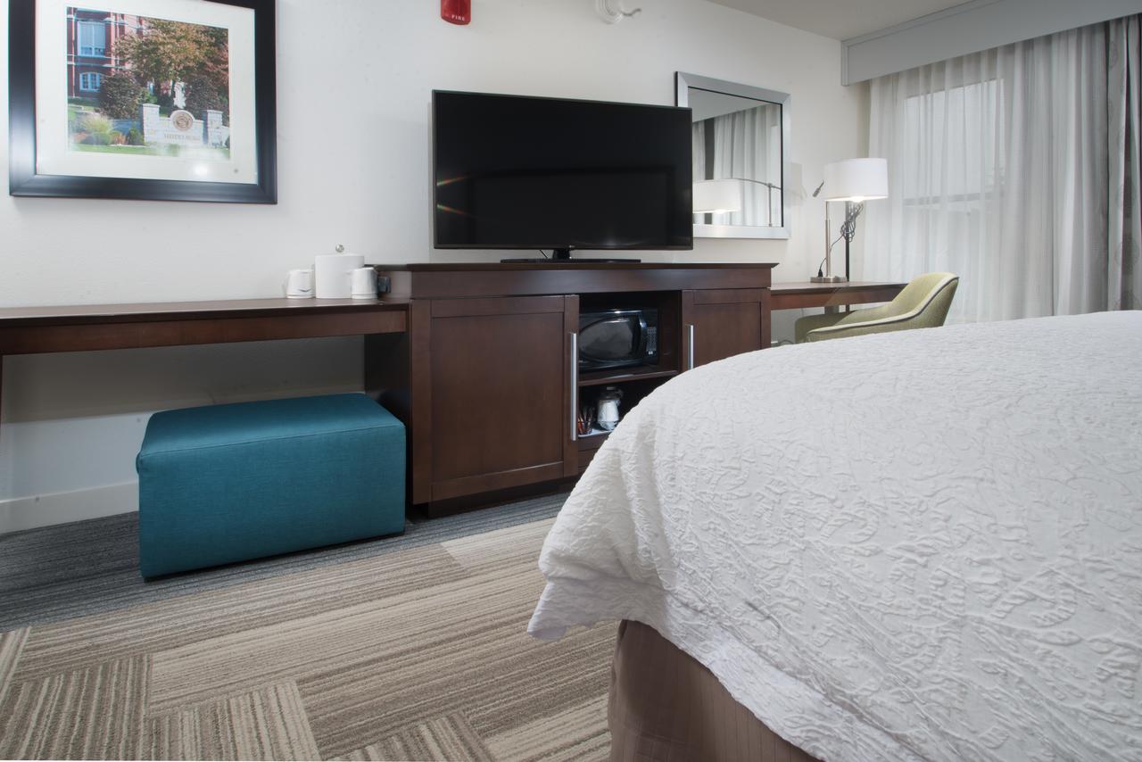 Hampton Inn Tiffin - thumb 6