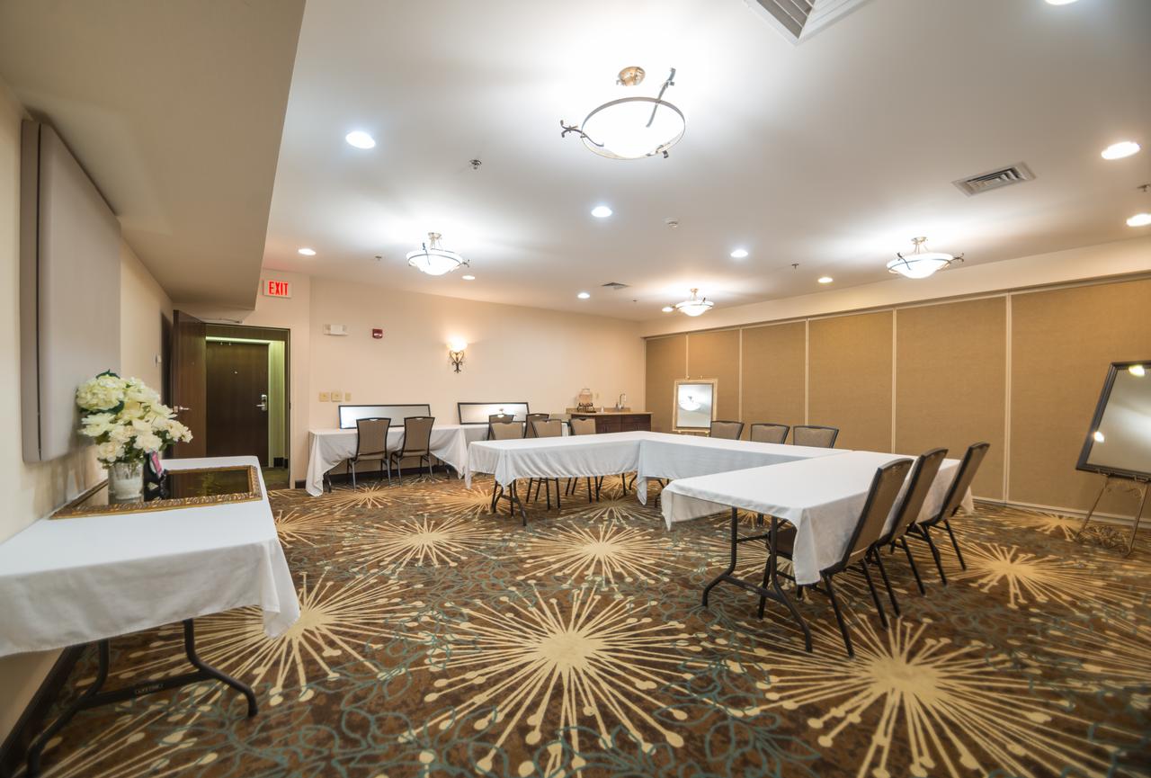 Hampton Inn Tiffin - thumb 31