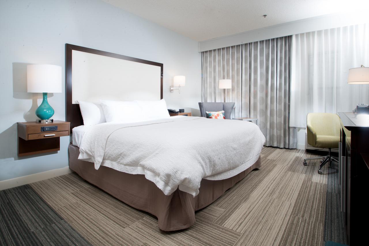 Hampton Inn Tiffin - thumb 13