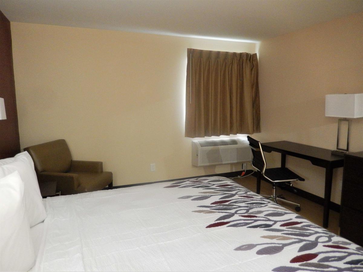 Red Roof Inn Perrysburg - thumb 6