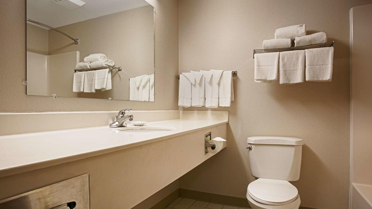 Best Western Airport Inn & Suites Cleveland - thumb 12