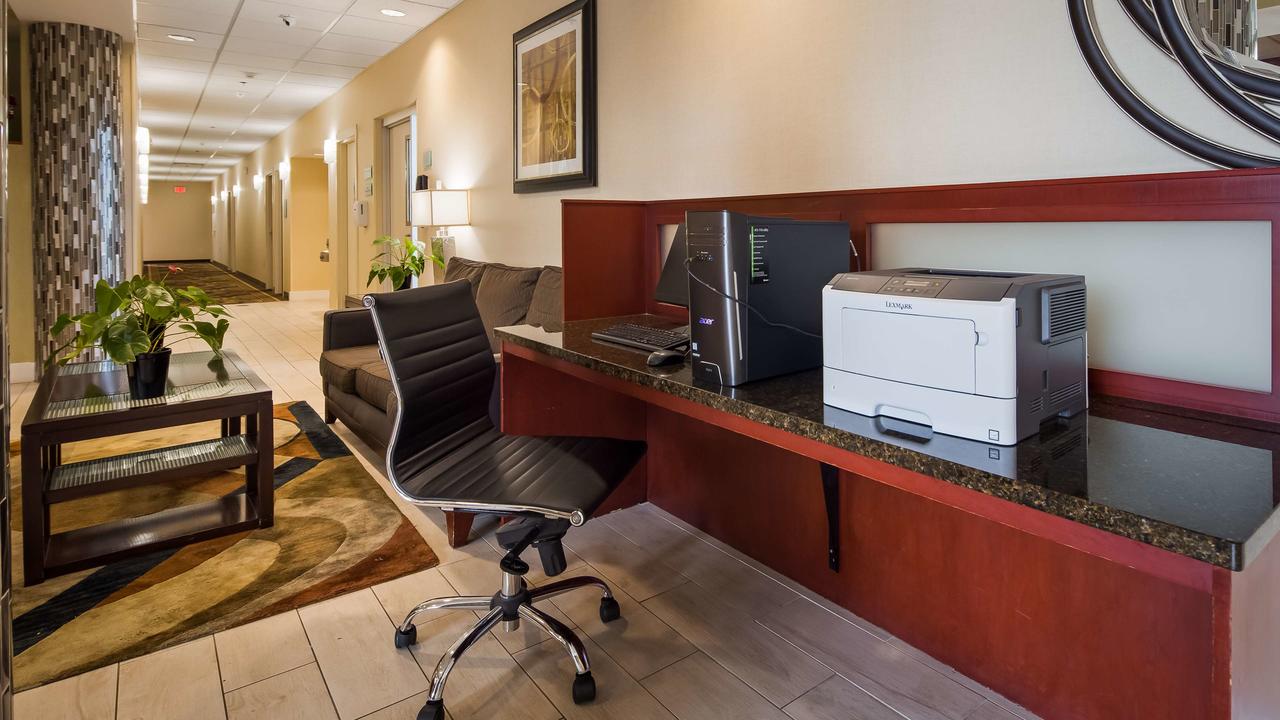Best Western Airport Inn & Suites Cleveland - thumb 27