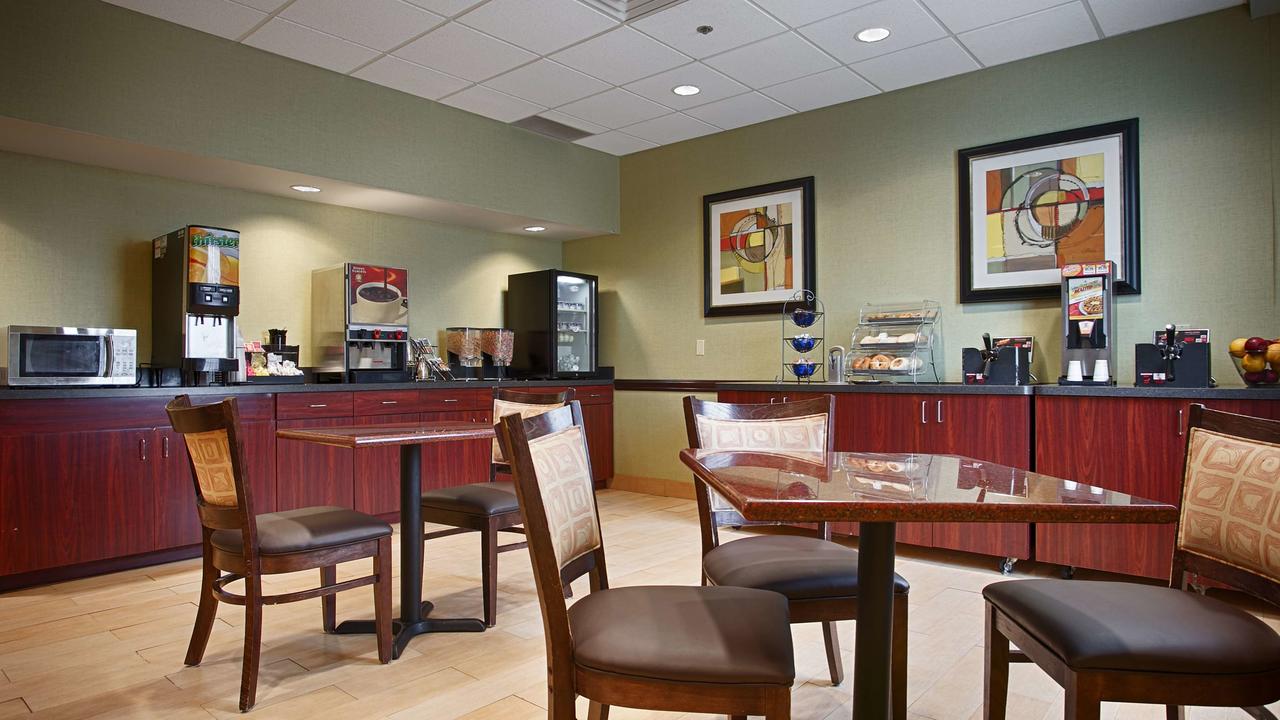 Best Western Airport Inn & Suites Cleveland - thumb 15