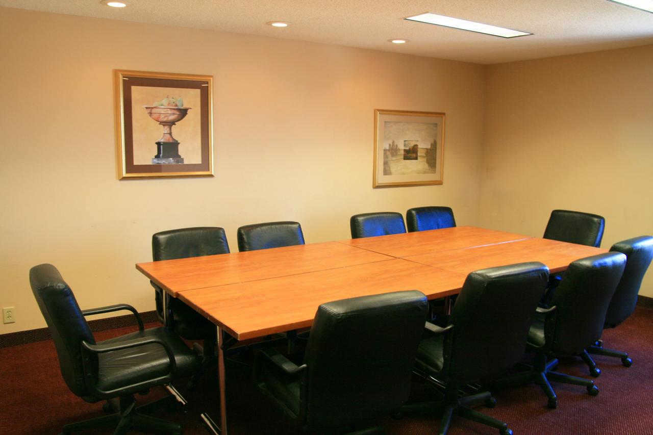 Hampton Inn Massillon - thumb 12