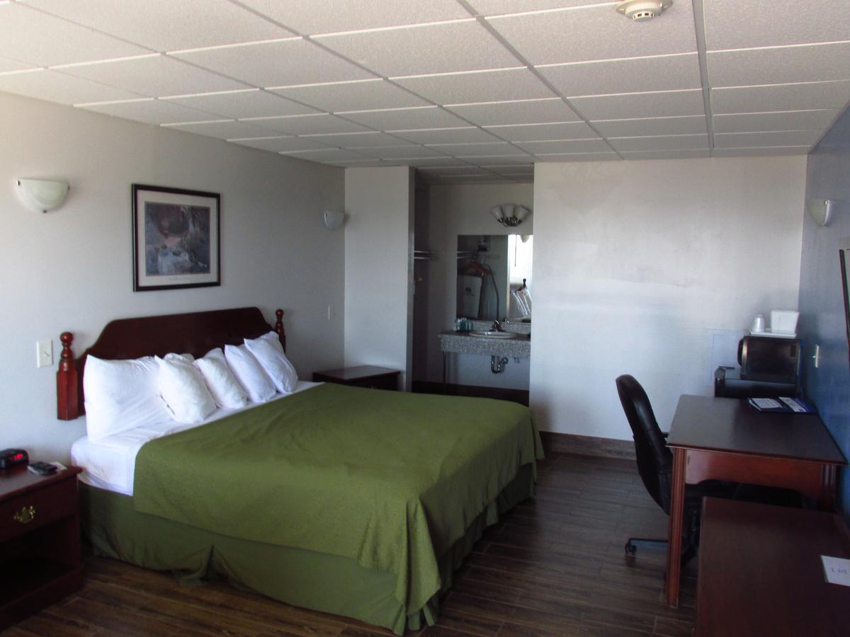 Americas Best Value Inn-Celina - thumb 14