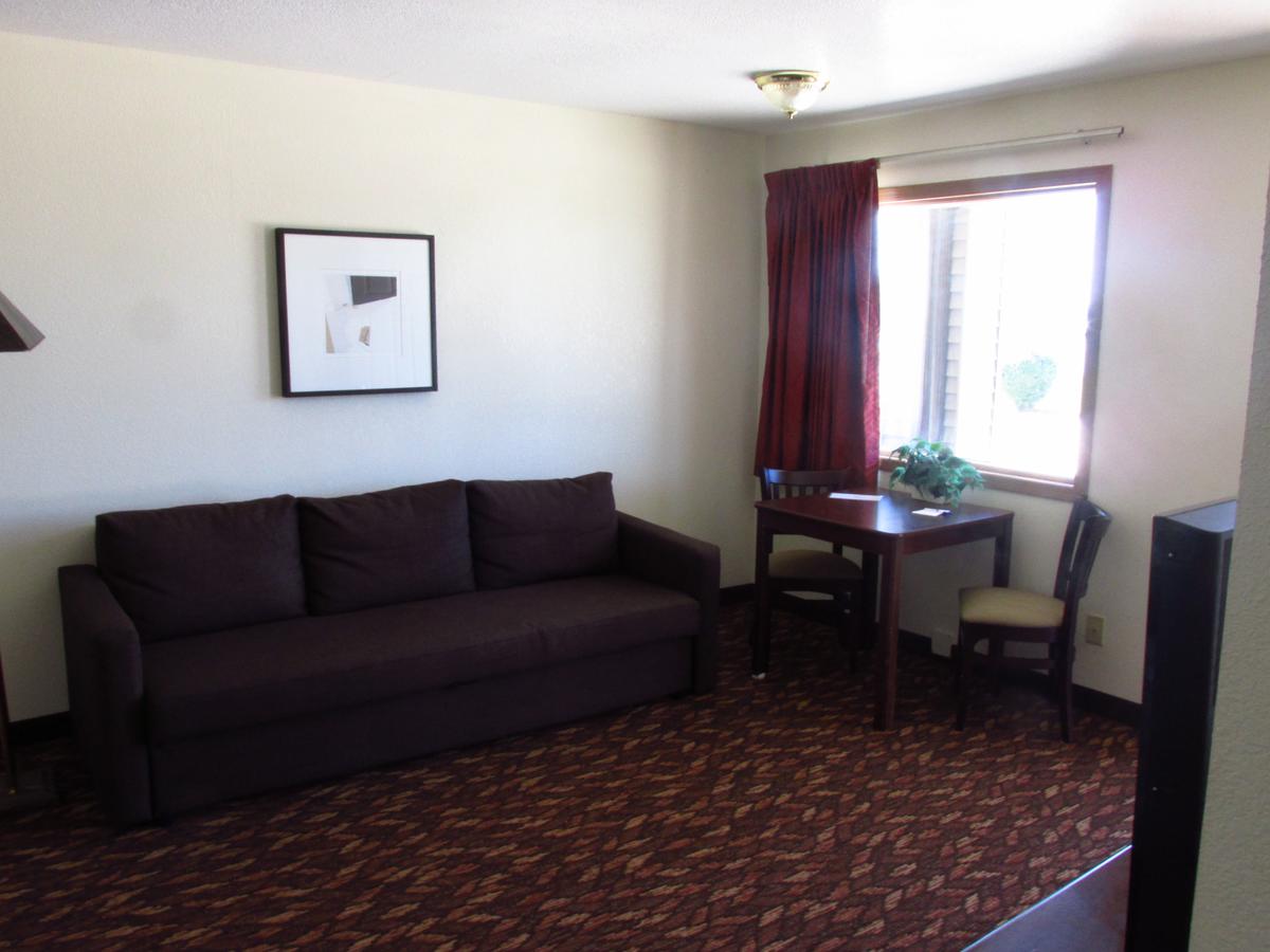 Americas Best Value Inn-Celina - thumb 19