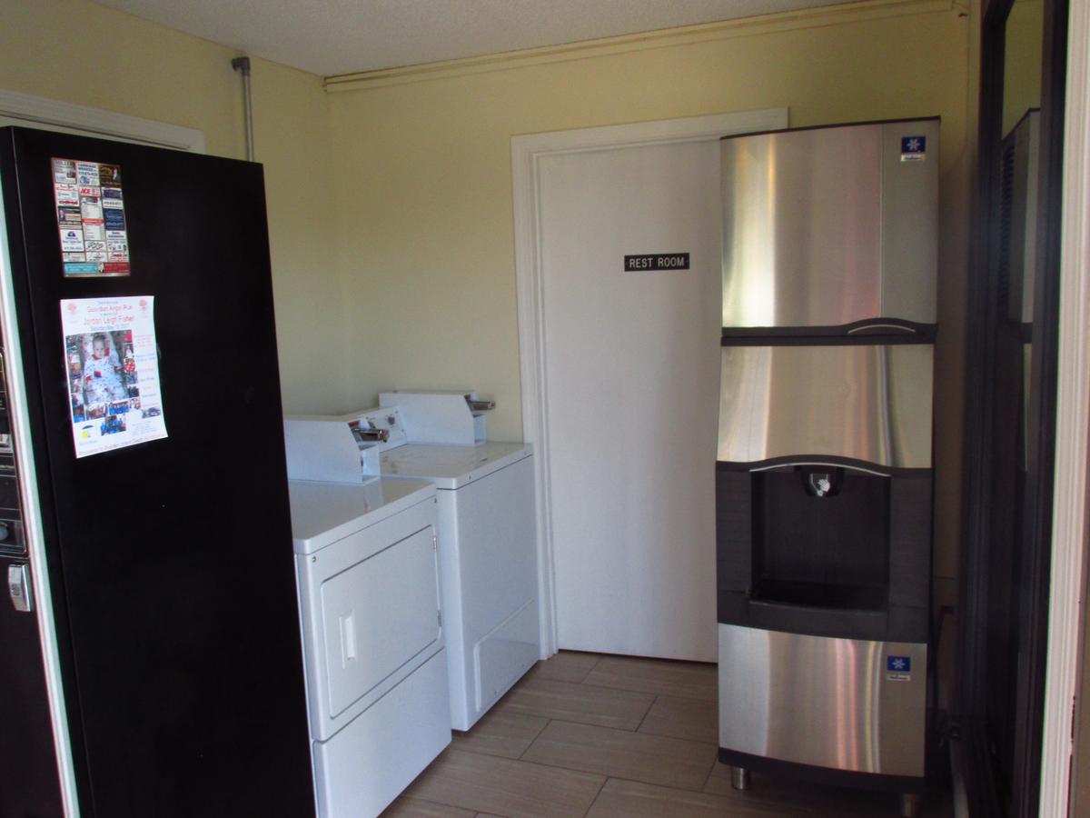 Americas Best Value Inn-Celina - thumb 8