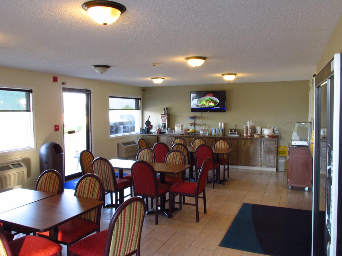 Americas Best Value Inn-Celina - thumb 10