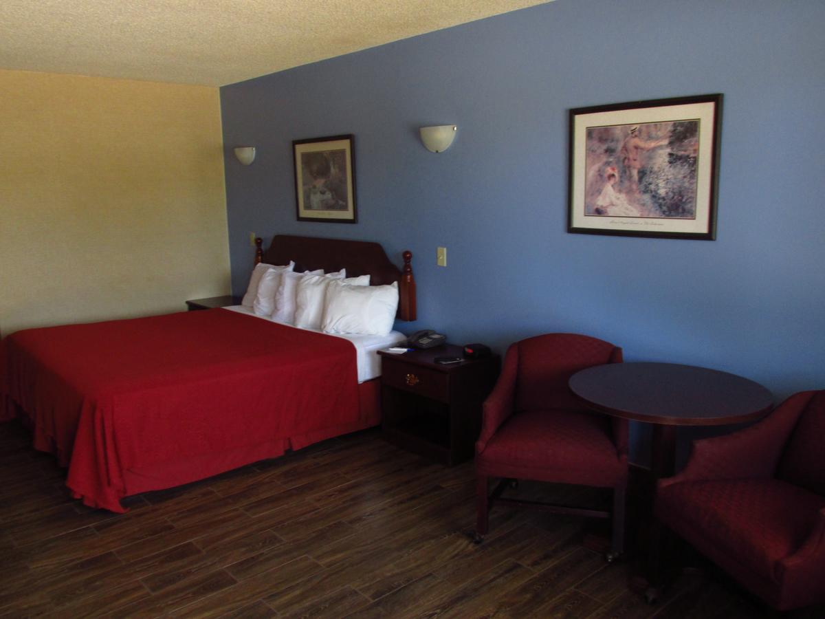 Americas Best Value Inn-Celina - thumb 6