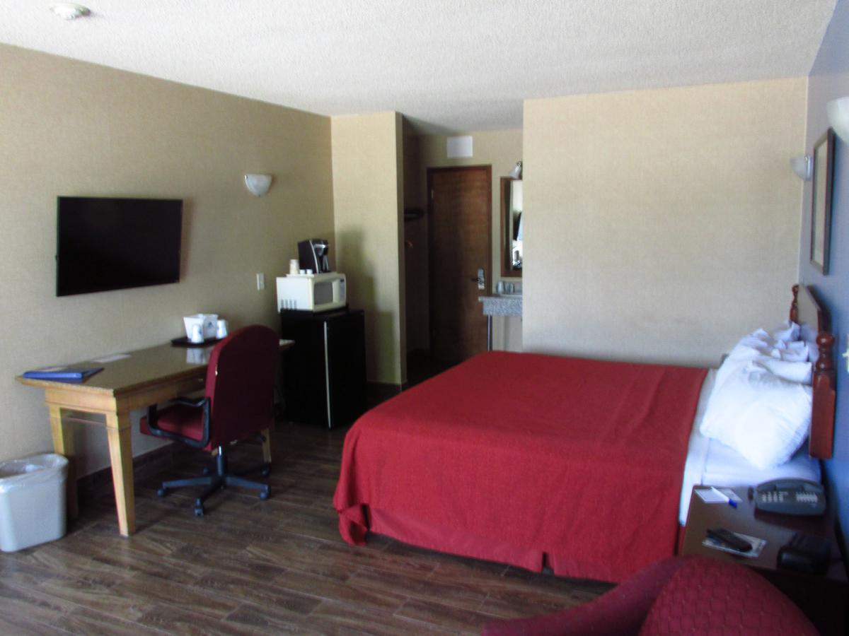 Americas Best Value Inn-Celina - thumb 13