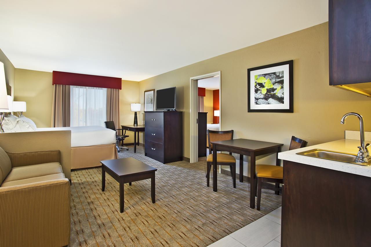 Holiday Inn Express & Suites Springfield - thumb 8