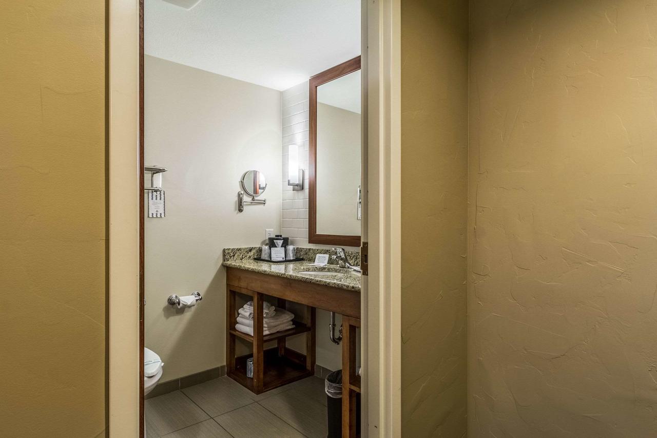 Comfort Inn Dover - thumb 24