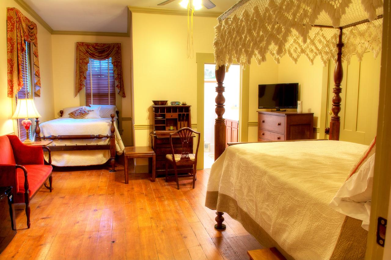 Emma's Bed And Breakfast - thumb 15