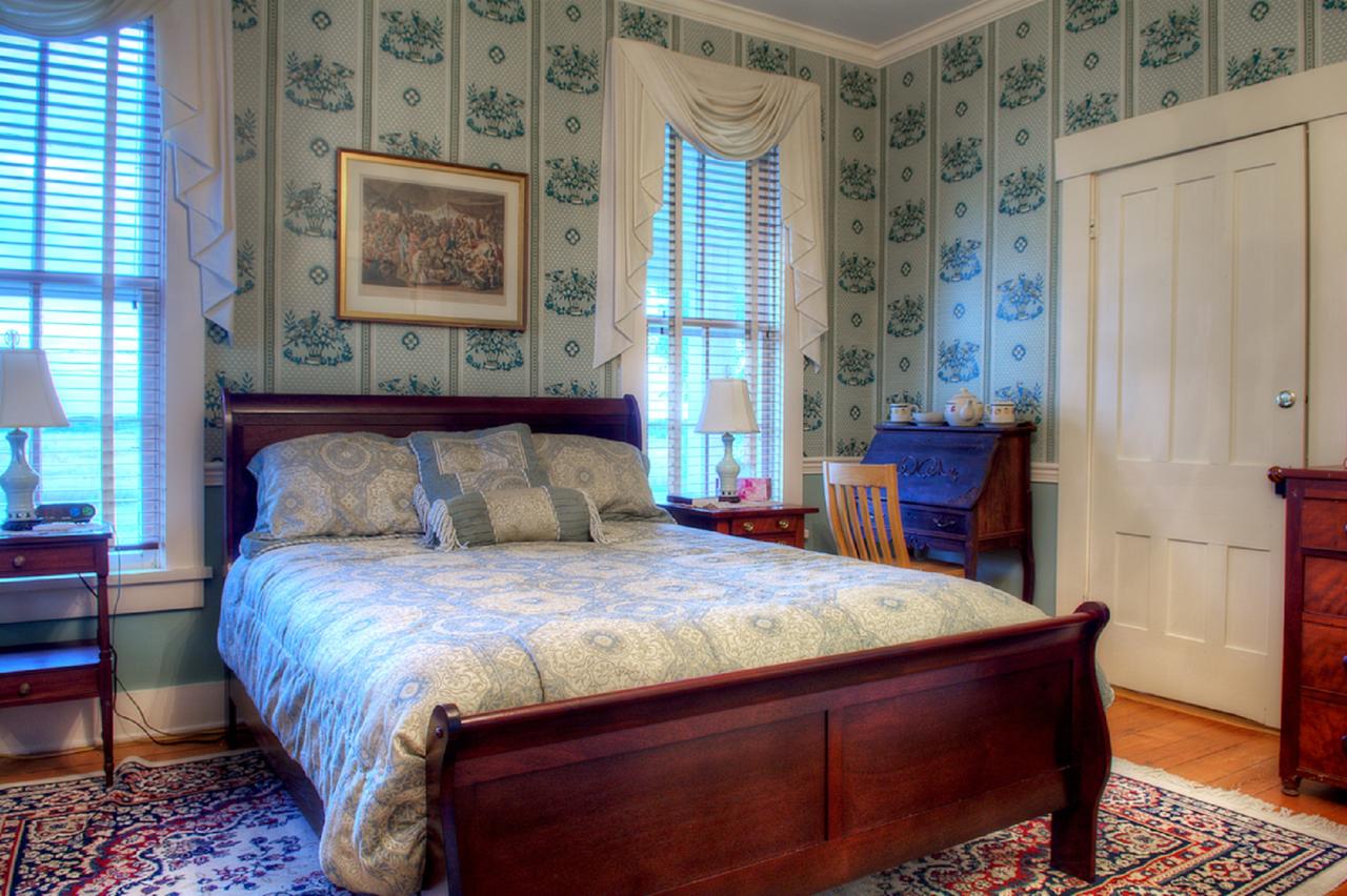 Emma's Bed And Breakfast - thumb 10